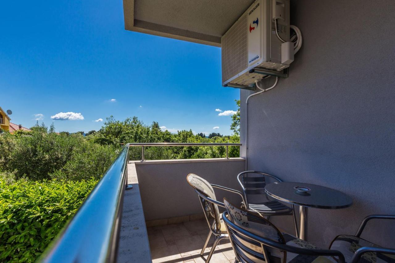 Adriano 2Br Apartment With Terrace Zadar Eksteriør bilde