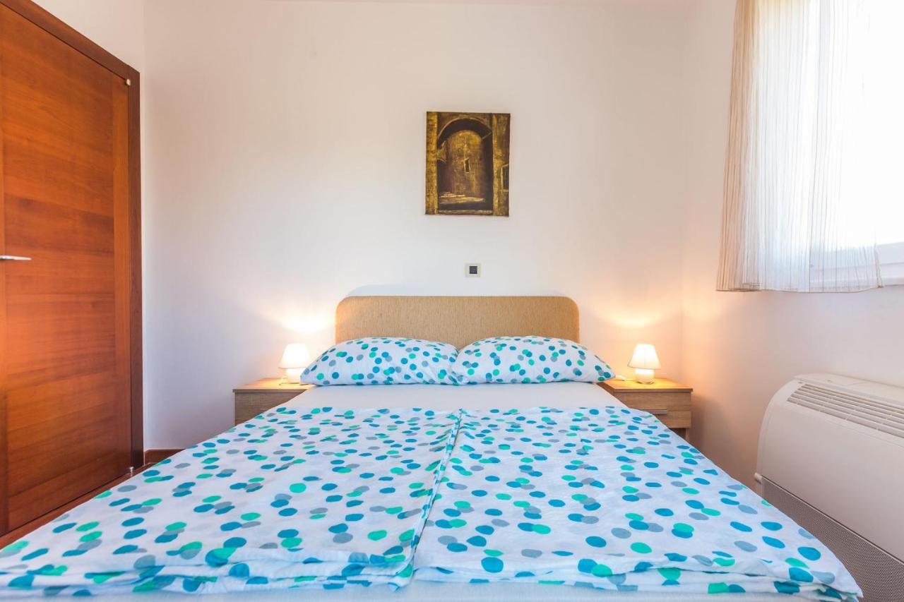 Adriano 2Br Apartment With Terrace Zadar Eksteriør bilde